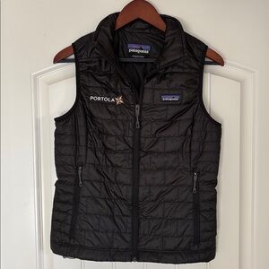 Patagonia Nano Primaloft Insulated Puffer Vest Black Womens Size Small NEW!‎